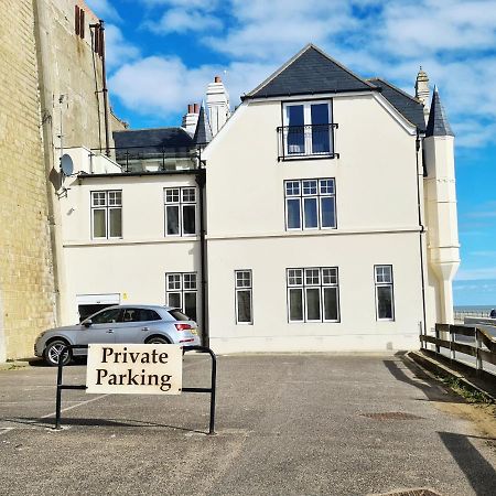 Shore Thing Beachfront Apartment Ramsgate - Sleeps 4 Buitenkant foto