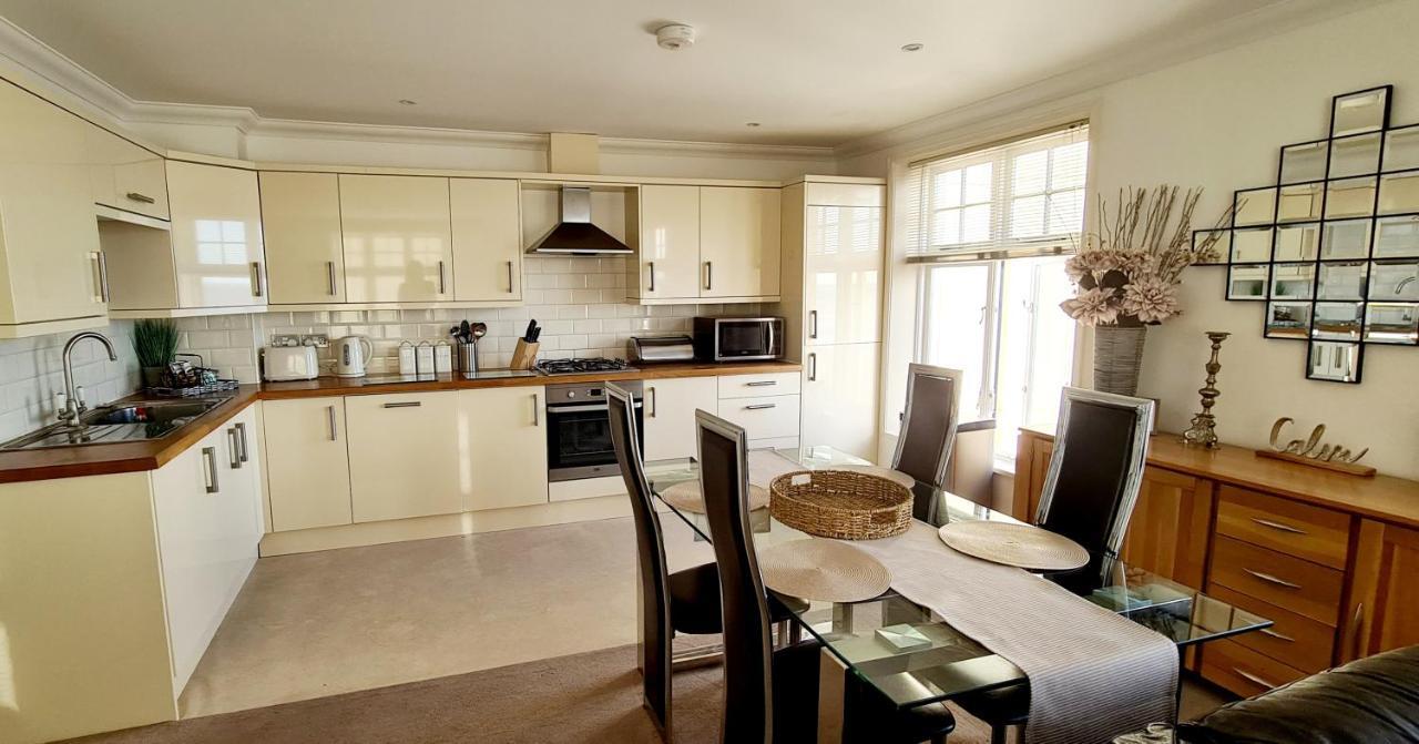 Shore Thing Beachfront Apartment Ramsgate - Sleeps 4 Buitenkant foto